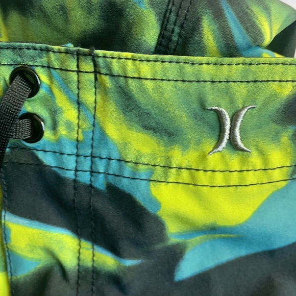 Neon Hurley Swim Shorts Size 34 Unlined - Picture 6 of 6